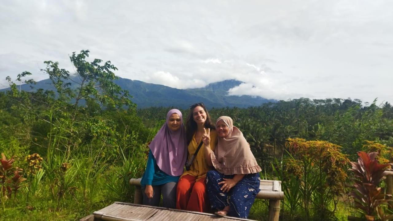 Girang Rinjani Bungalows テテバトゥ エクステリア 写真