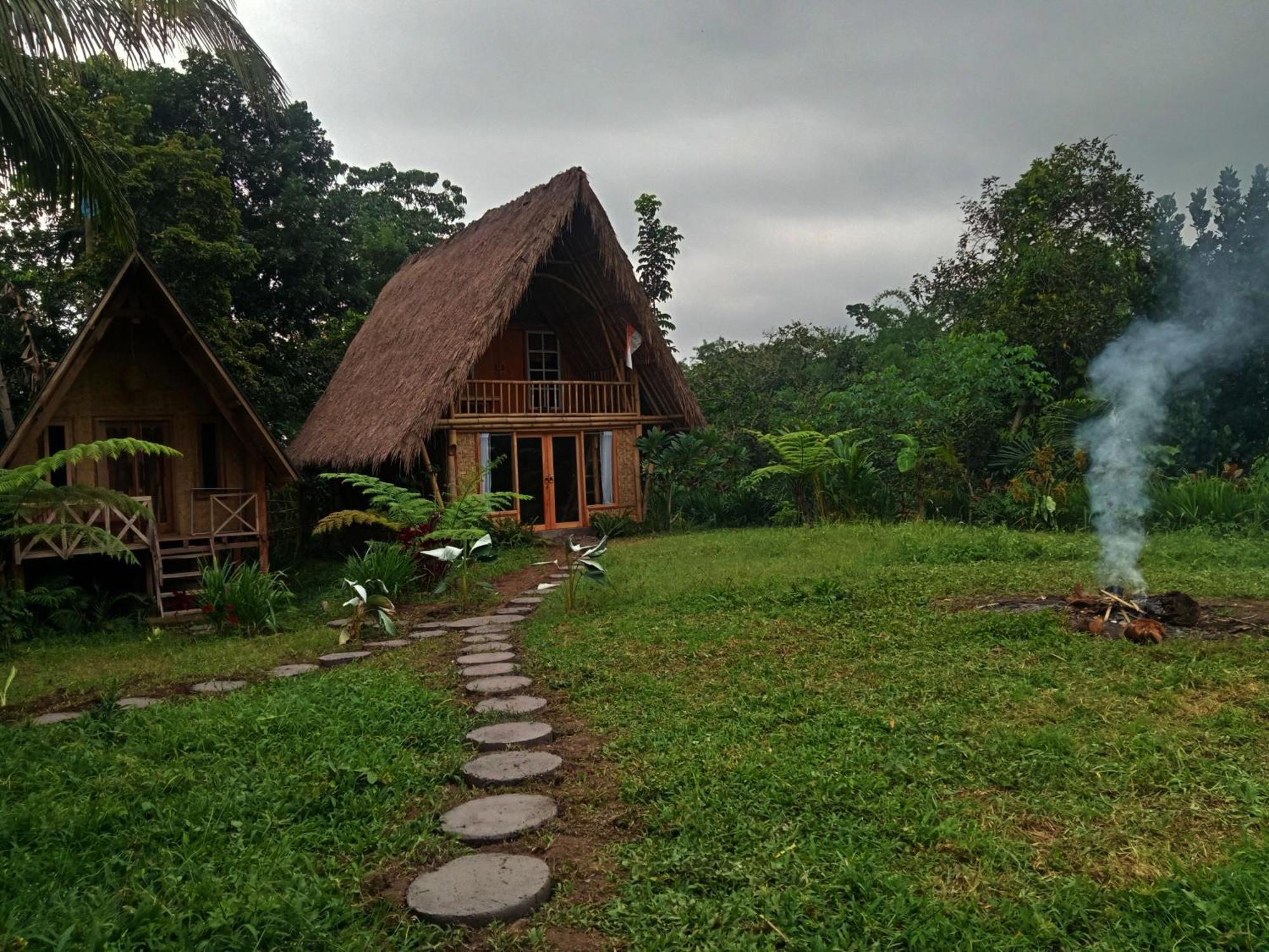 Girang Rinjani Bungalows テテバトゥ 部屋 写真