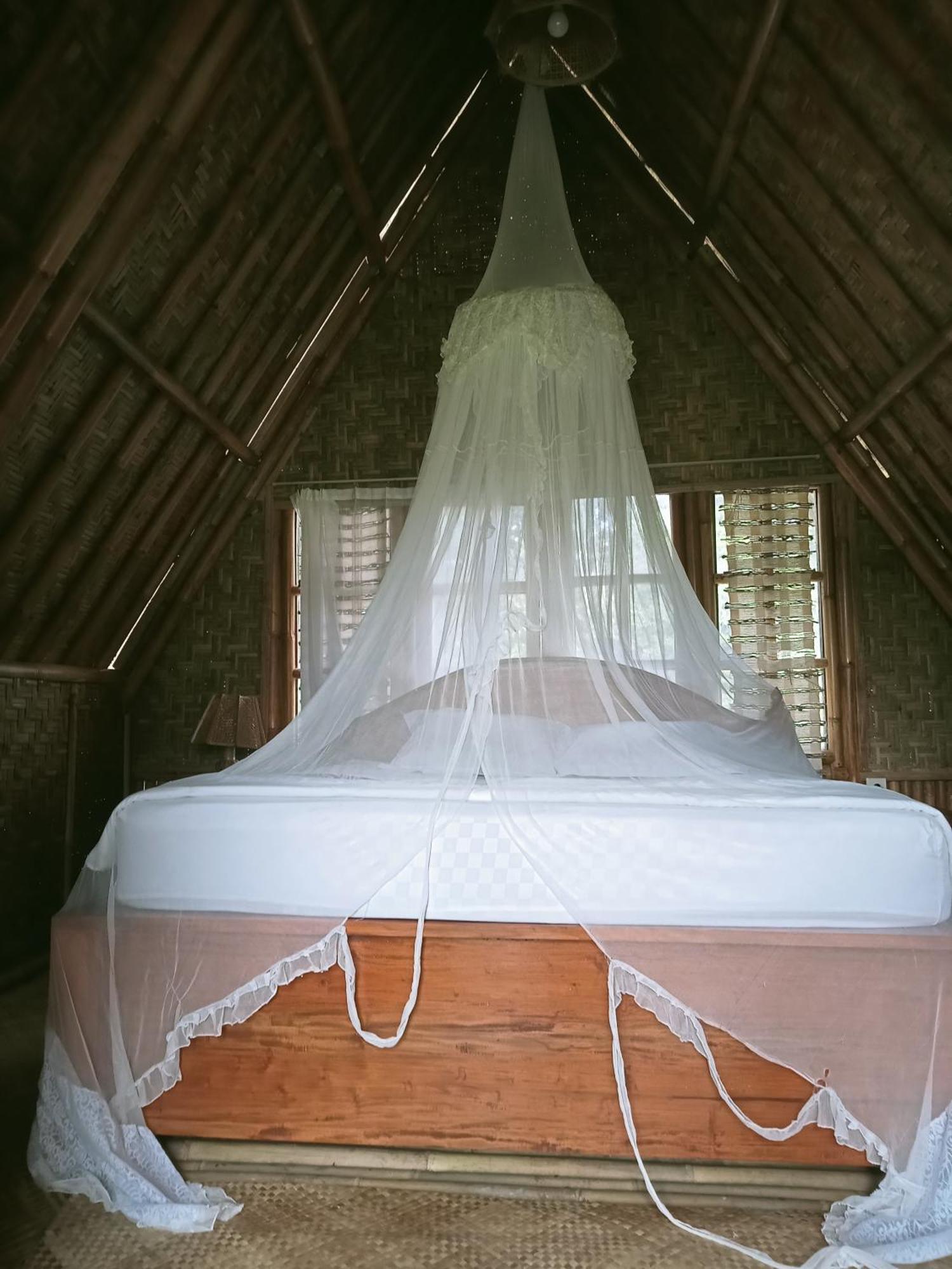 Girang Rinjani Bungalows テテバトゥ 部屋 写真