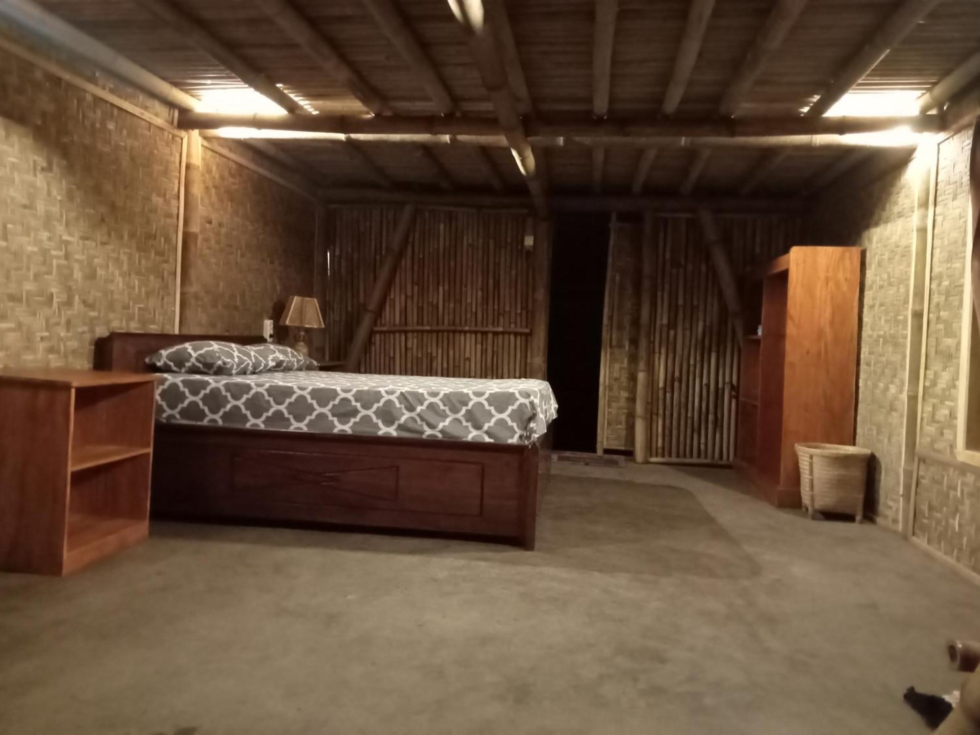 Girang Rinjani Bungalows テテバトゥ 部屋 写真