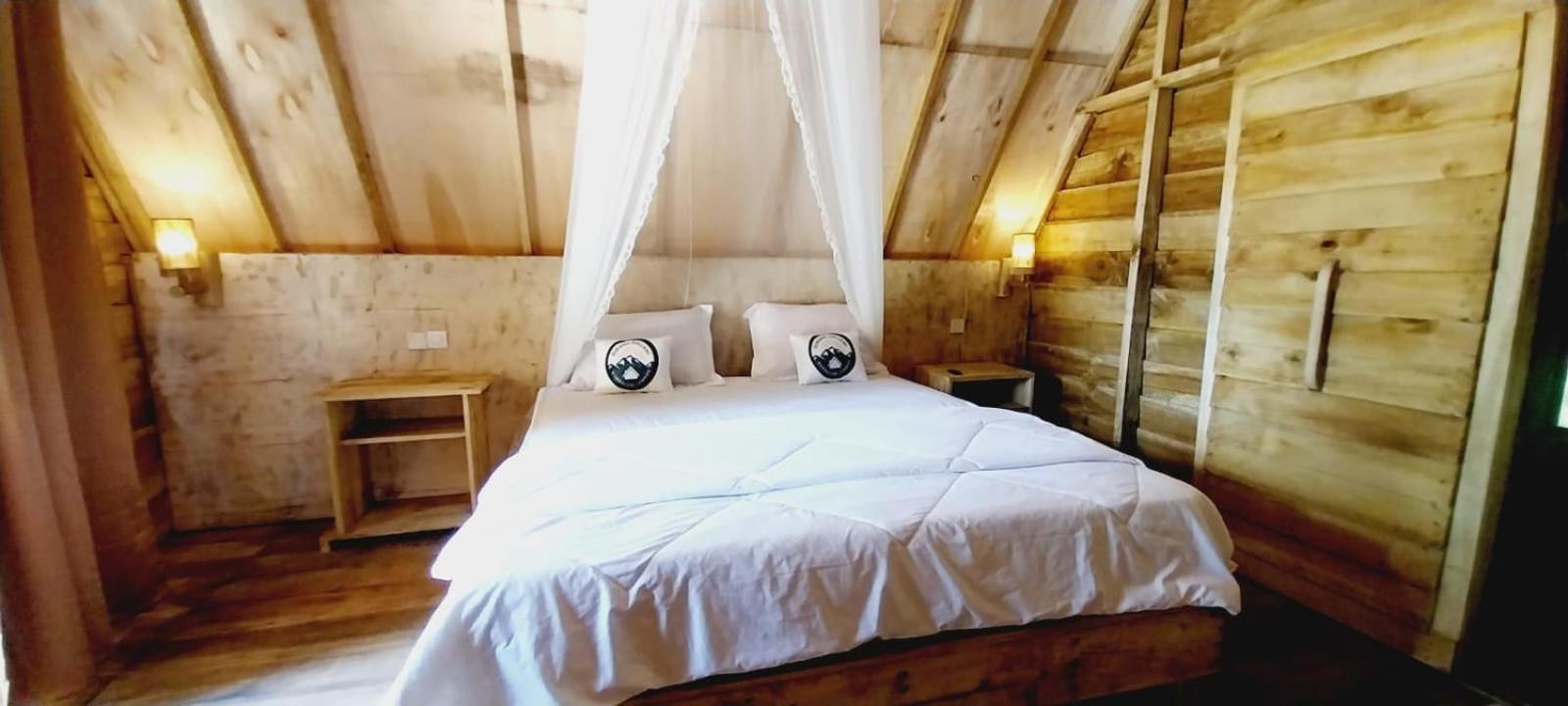 Girang Rinjani Bungalows テテバトゥ エクステリア 写真