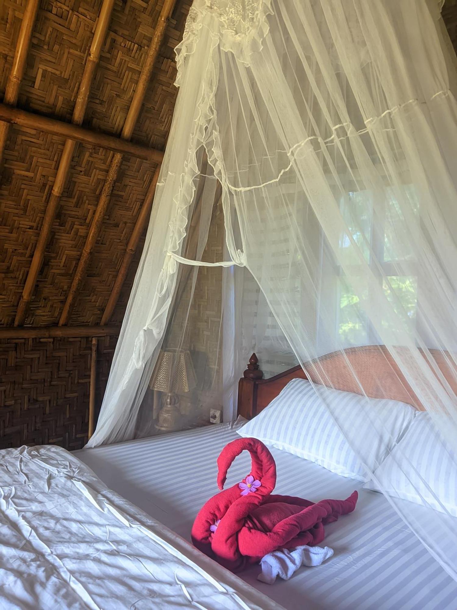 Girang Rinjani Bungalows テテバトゥ 部屋 写真