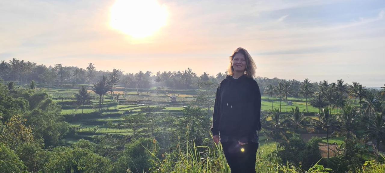 Girang Rinjani Bungalows テテバトゥ エクステリア 写真