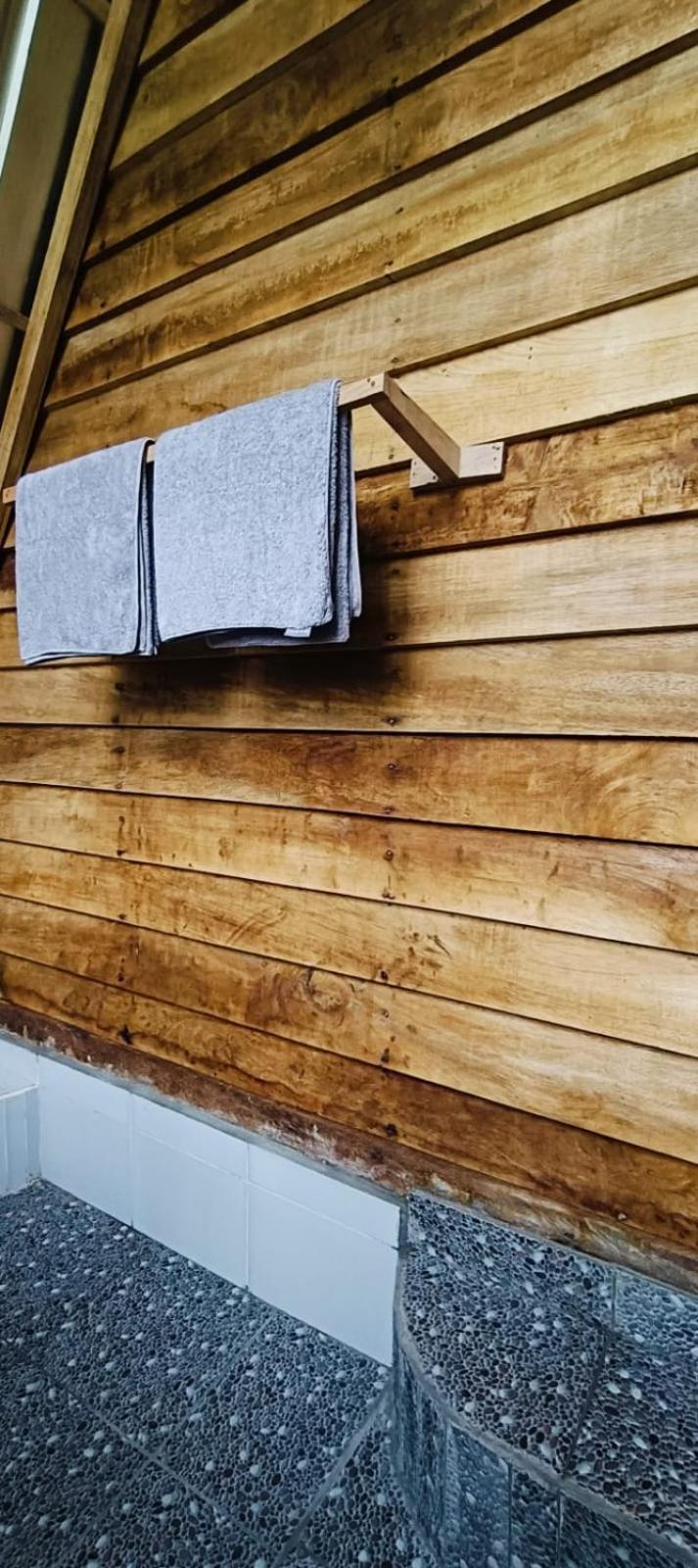 Girang Rinjani Bungalows テテバトゥ エクステリア 写真