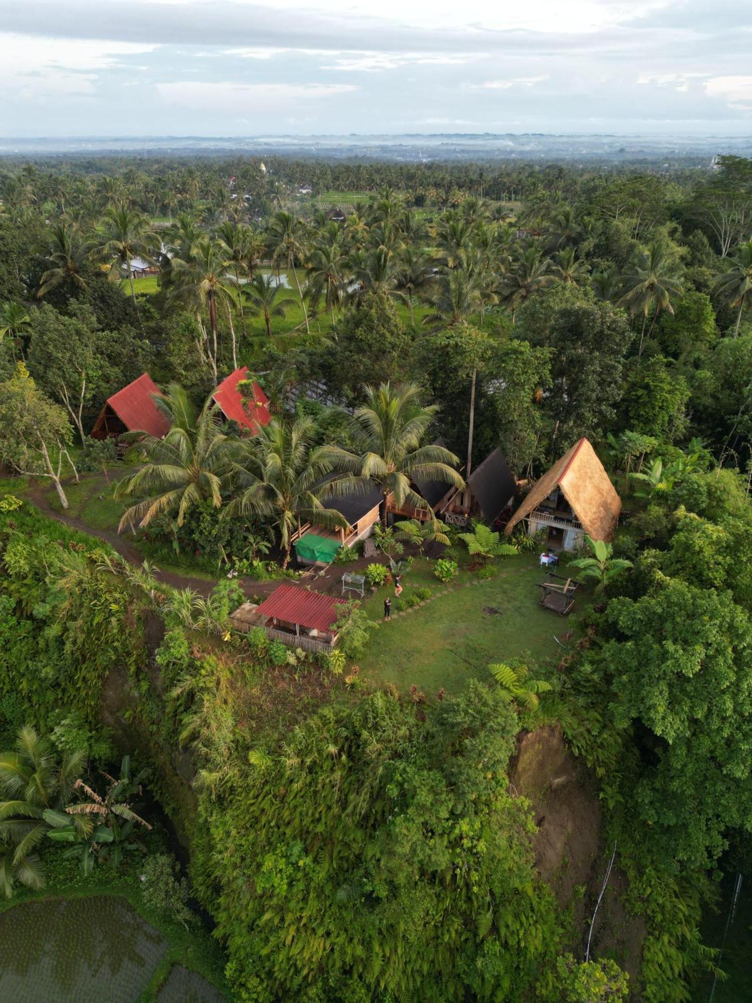 Girang Rinjani Bungalows テテバトゥ エクステリア 写真
